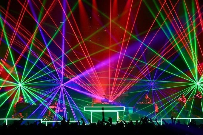 04-pretty-lights.jpg