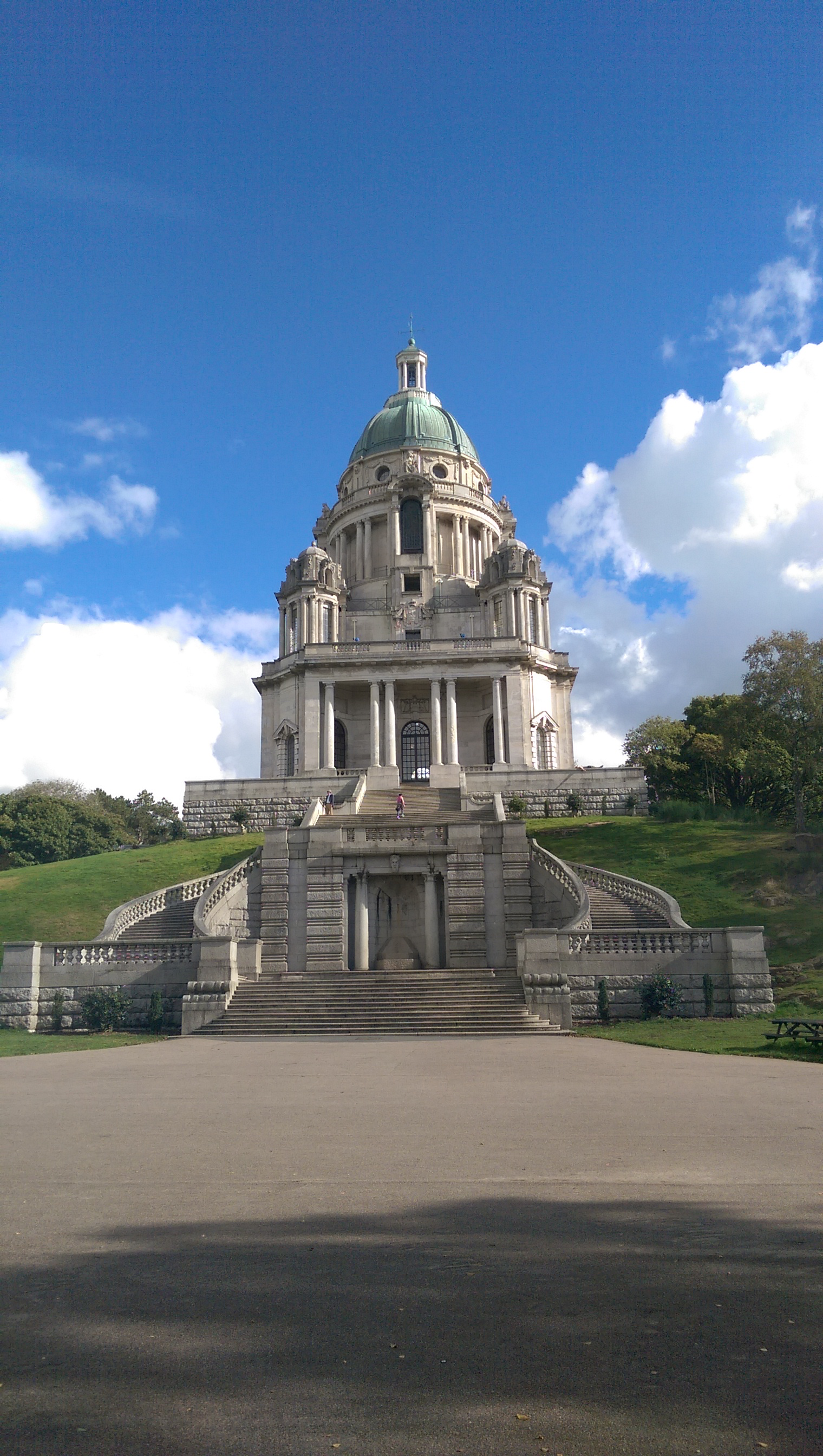 ashton_memorial_-_lancaster.png