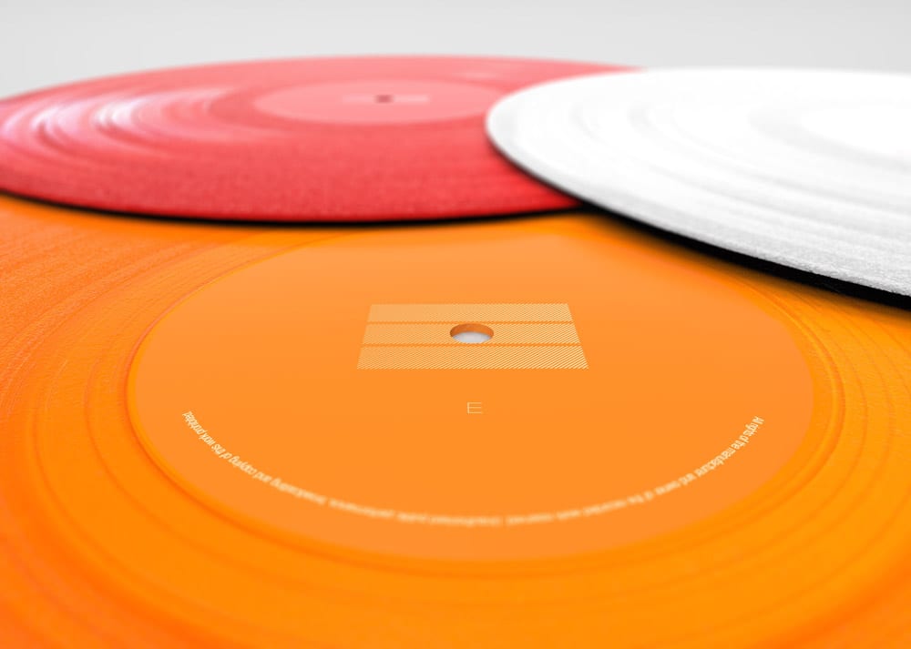 gu_twenty_vinyl_close_up.s.jpg
