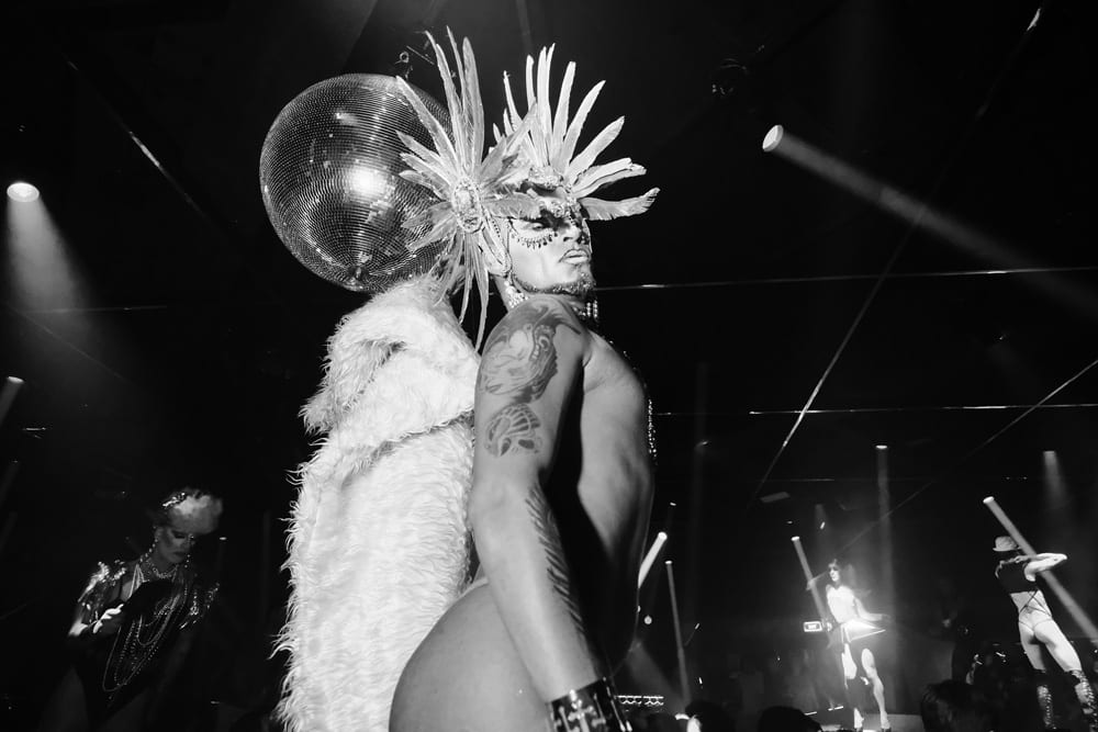 glitterbox_7_7_by_la_skimal121.s.jpg