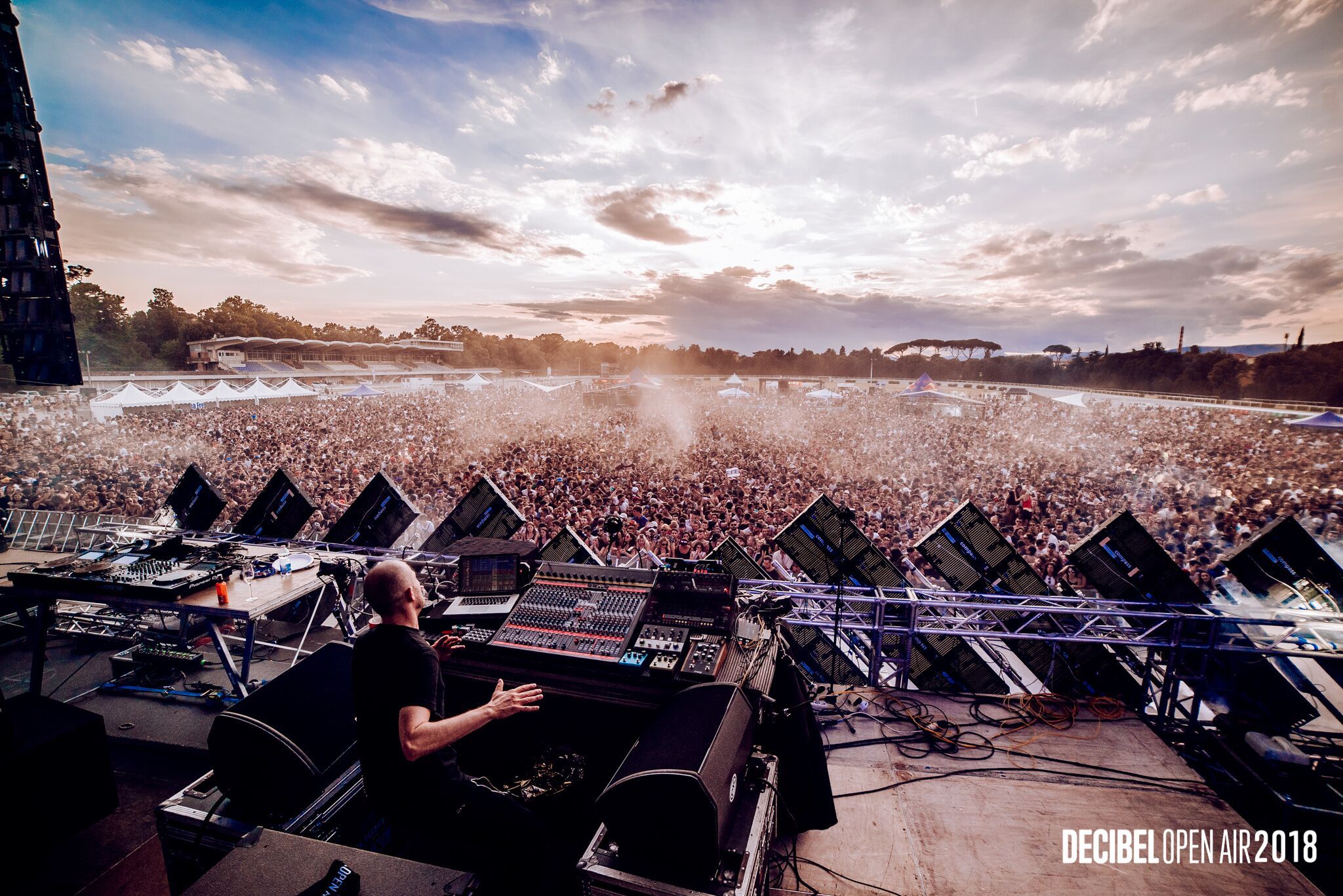 decibel.jpeg